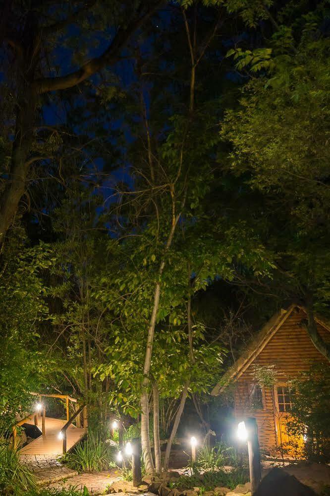 Amadwala Lodge Roodepoort Zewnętrze zdjęcie